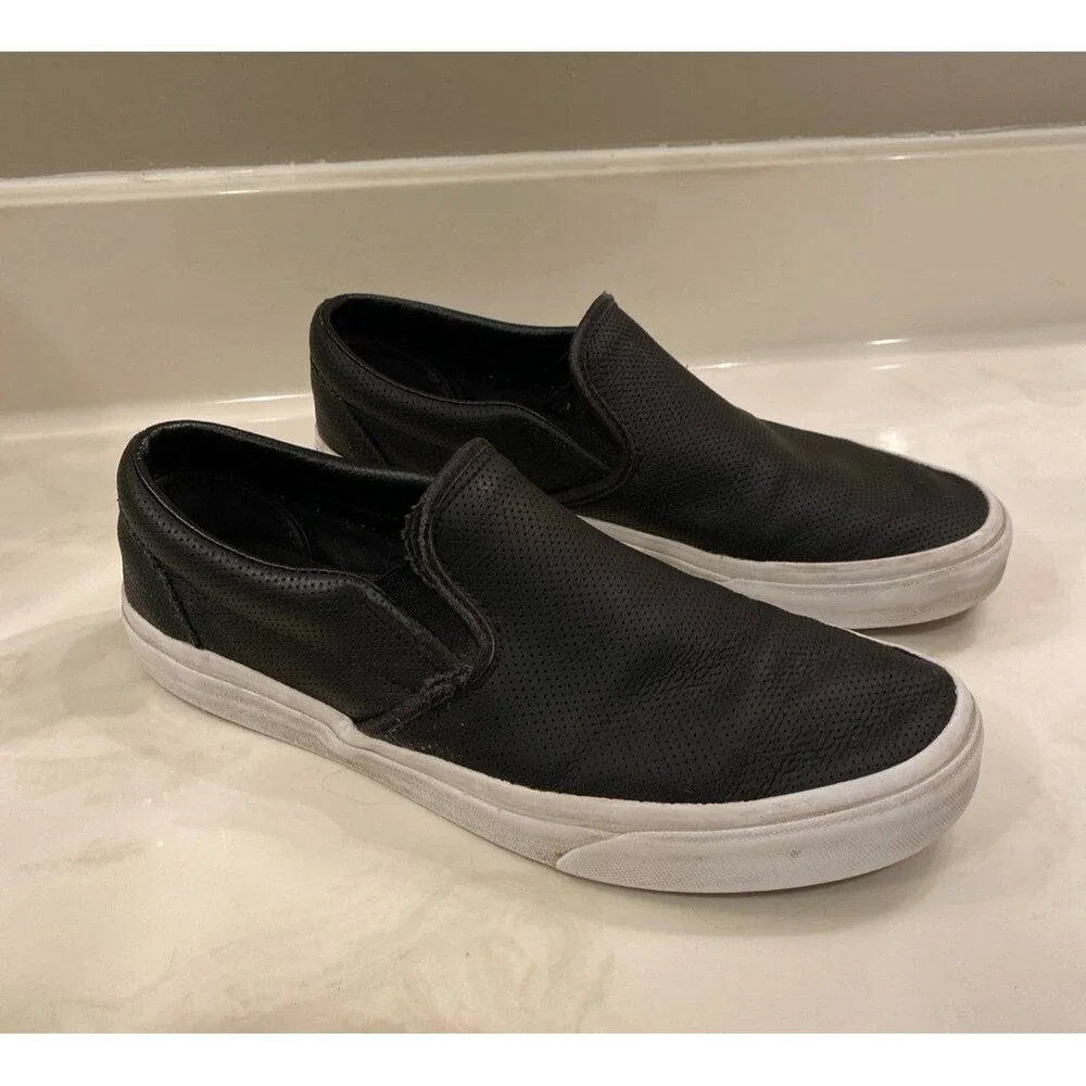 Vans Shoes Unisex Sneaker Slip-On Black Perforated Leather Size 10 (W)‎ 8.5 (M)